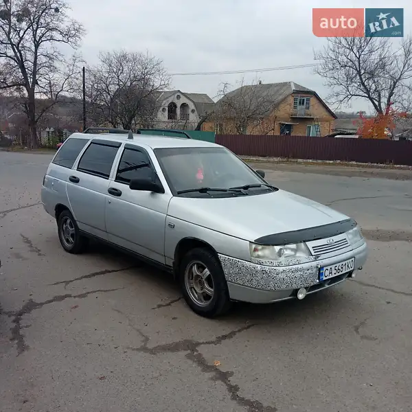 2011 vaz 211140