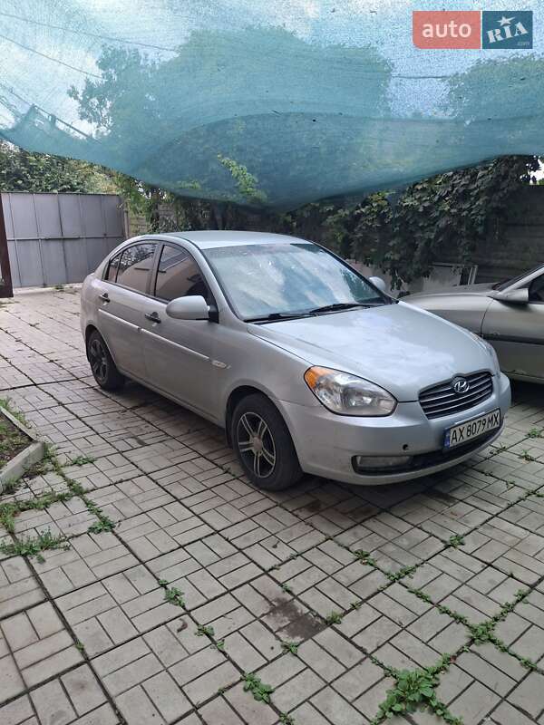 2007 hyundai accent