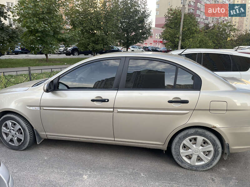 2007 hyundai accent