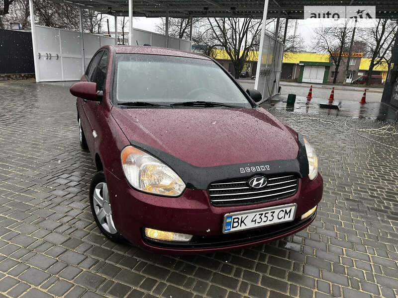 2007 hyundai accent