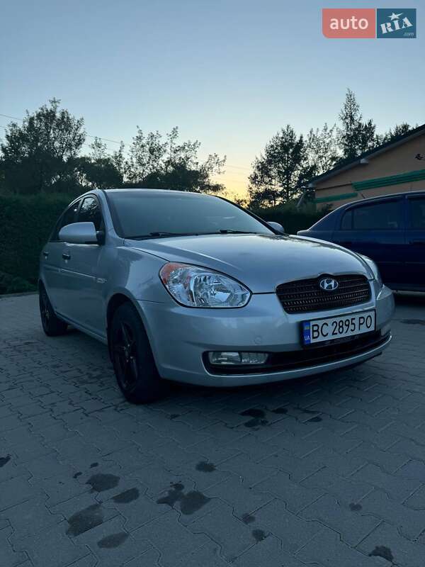2007 hyundai accent