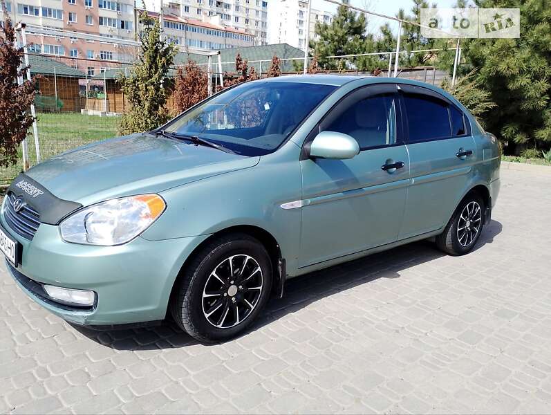 2007 hyundai accent