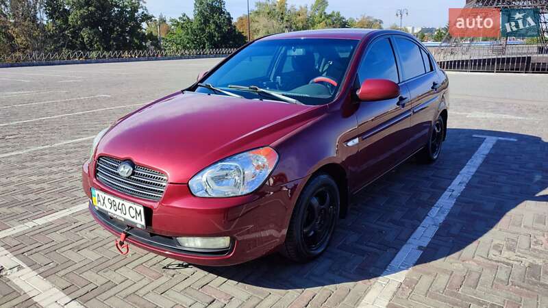 2008 hyundai accent