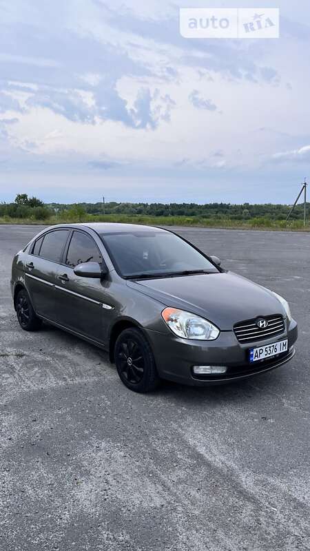 2008 hyundai accent
