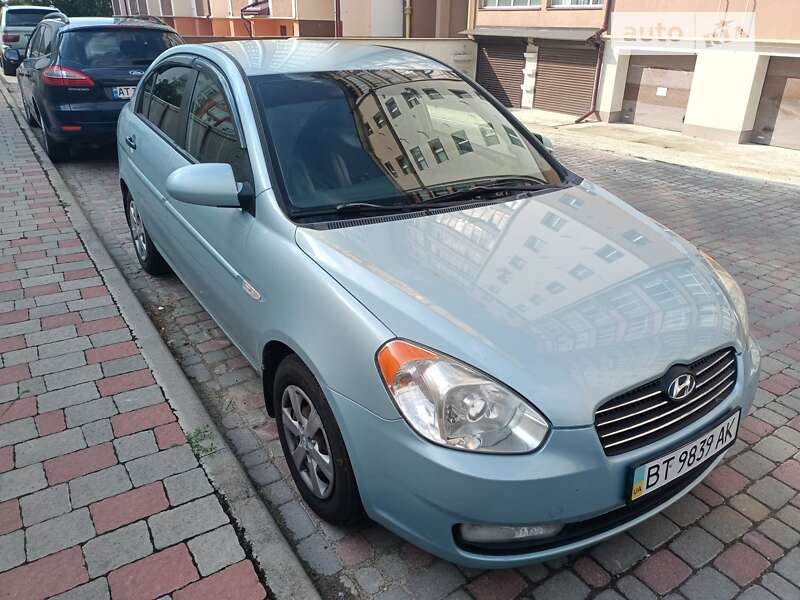 2008 hyundai accent