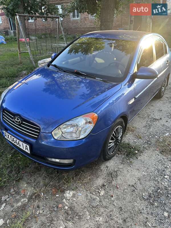 2008 hyundai accent