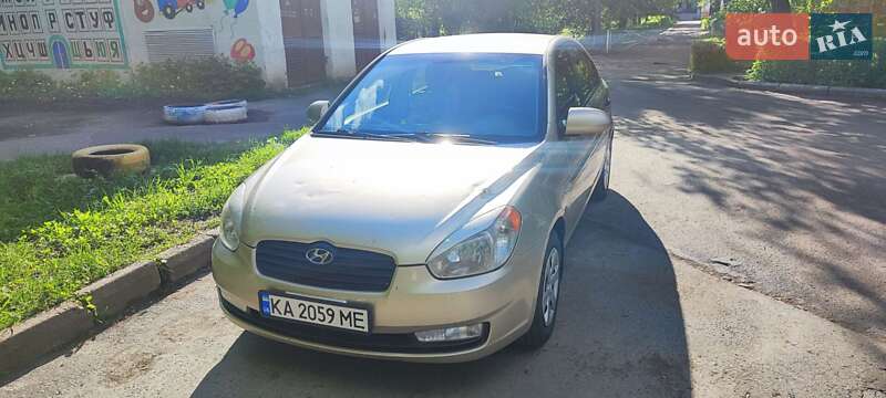 2008 hyundai accent