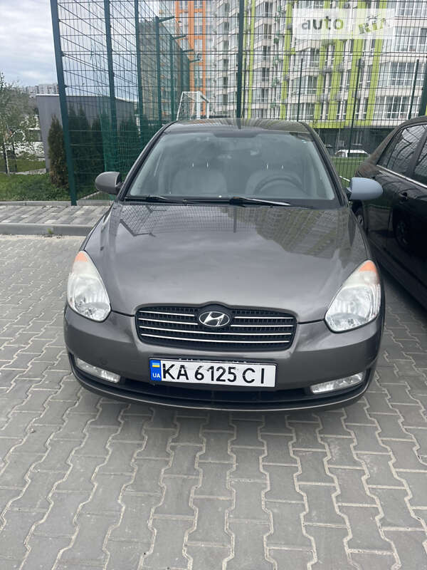 2008 hyundai accent