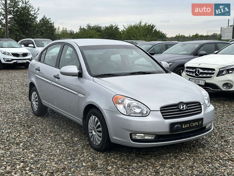 2008 hyundai accent
