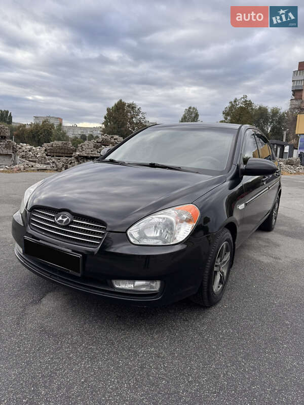 2008 hyundai accent