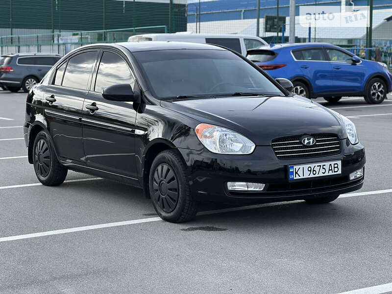 2008 hyundai accent