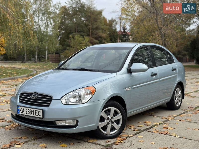 2008 hyundai accent