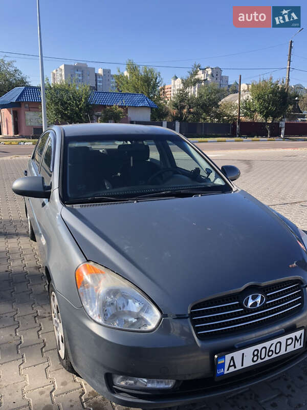 2008 hyundai accent