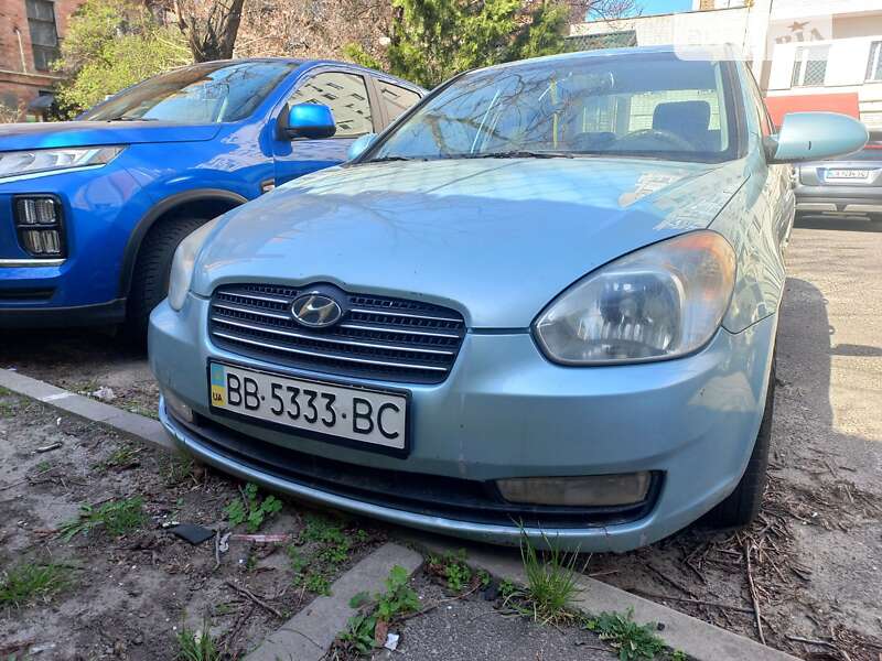 2008 hyundai accent