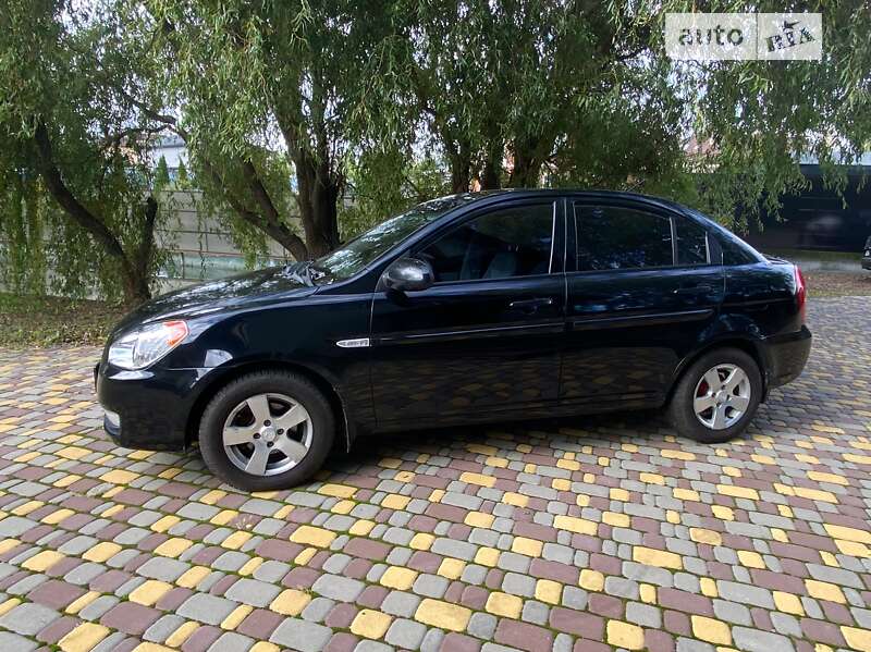 2008 hyundai accent