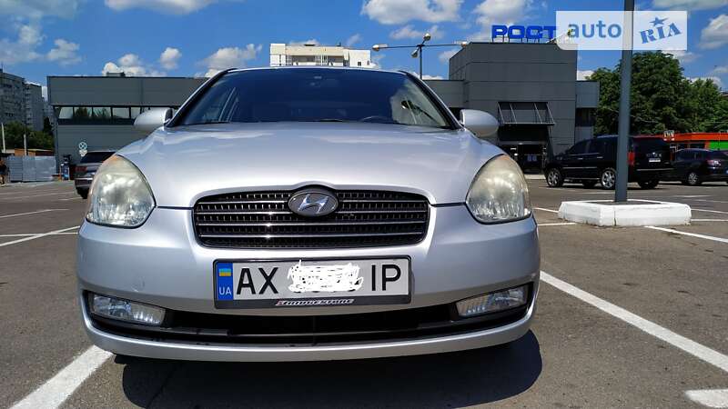 2008 hyundai accent