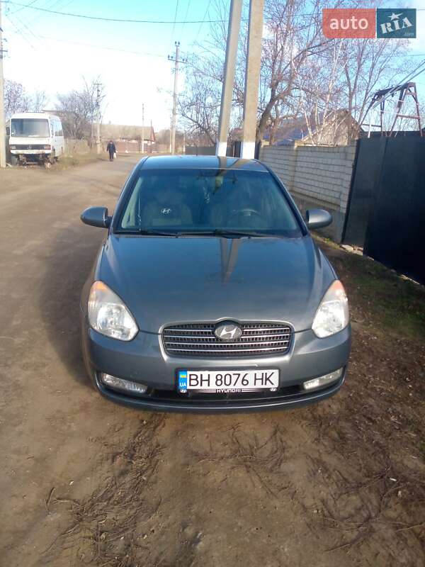2008 hyundai accent