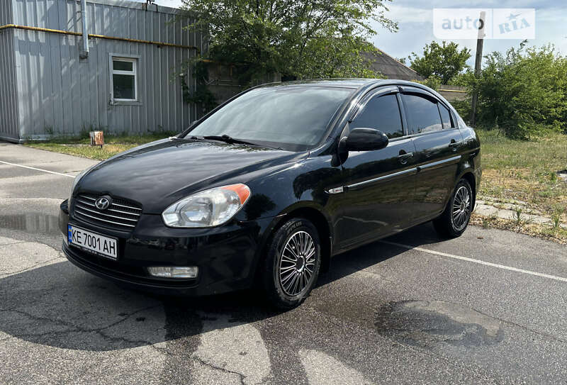 2008 hyundai accent