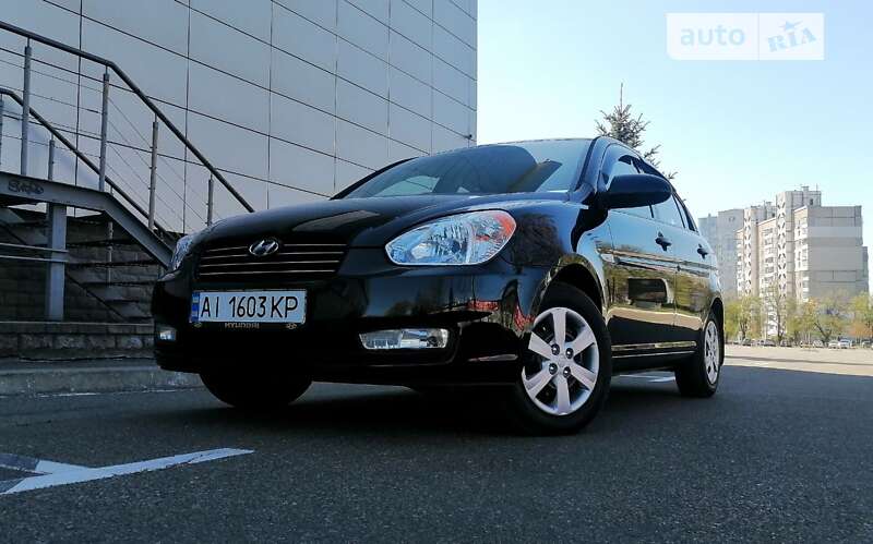 2008 hyundai accent