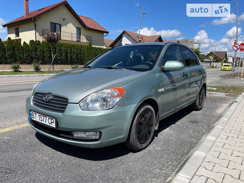 2008 hyundai accent