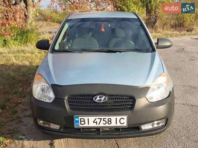 2008 hyundai accent