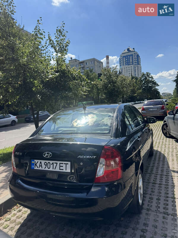 2008 hyundai accent