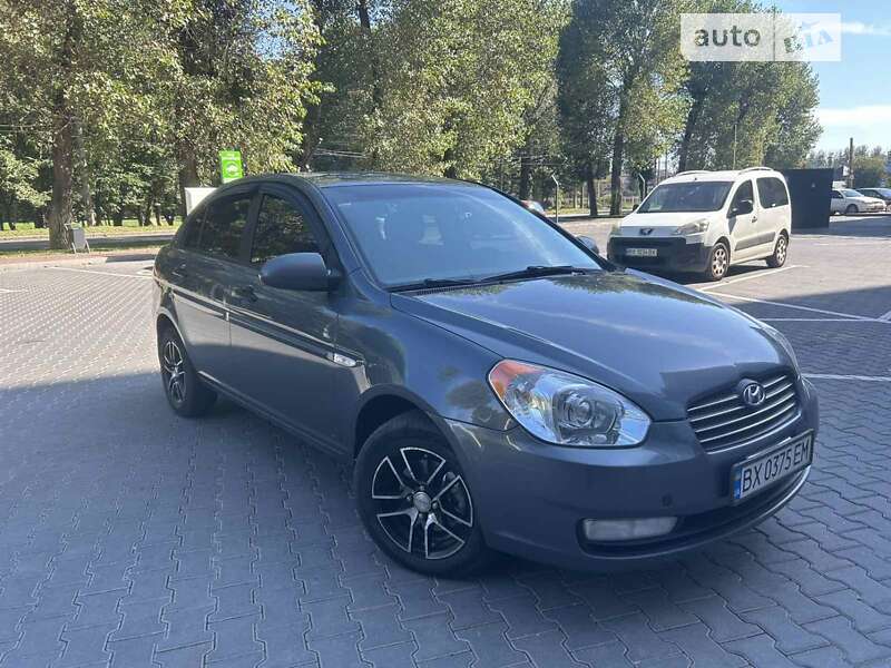 2008 hyundai accent