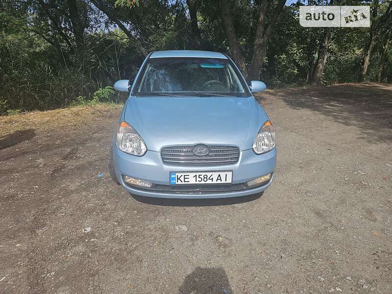 2008 hyundai accent