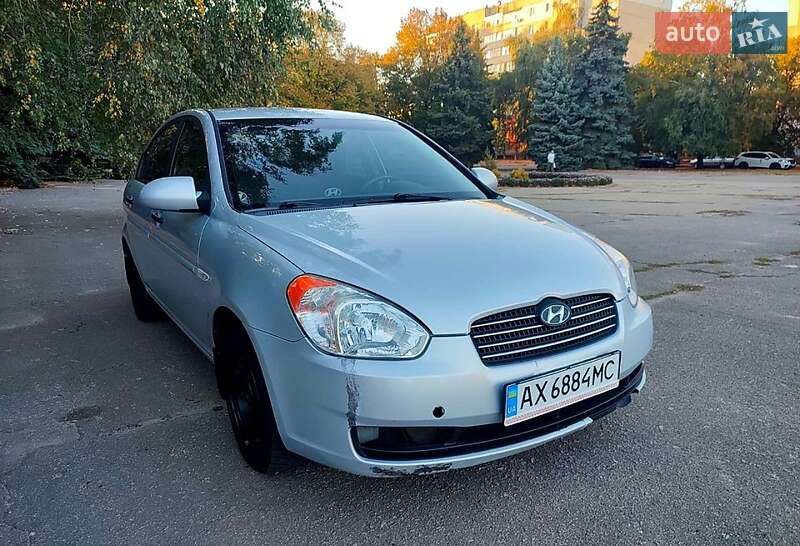 2008 hyundai accent