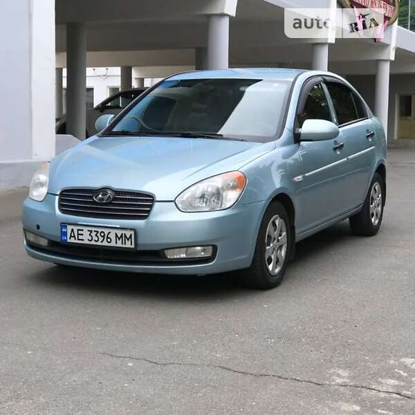 2008 hyundai accent
