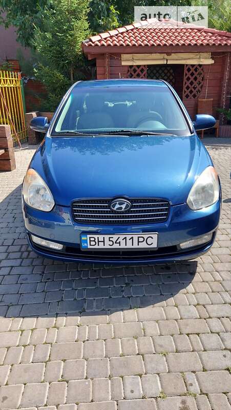 2008 hyundai accent