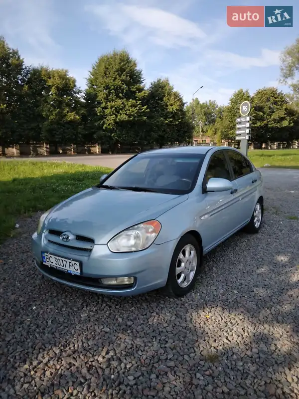 2008 hyundai accent