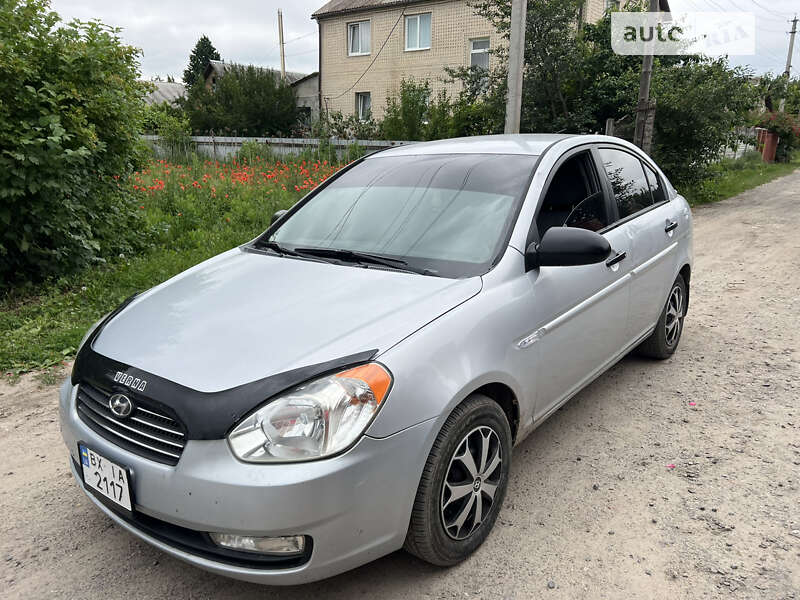2008 hyundai accent