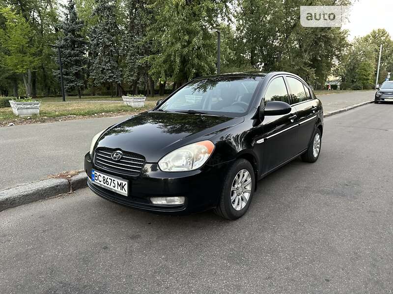 2008 hyundai accent