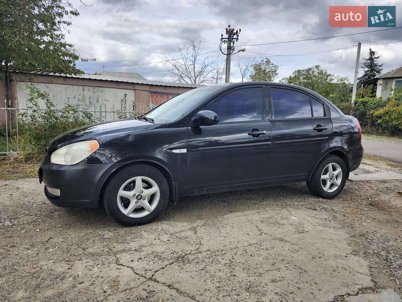 2008 hyundai accent