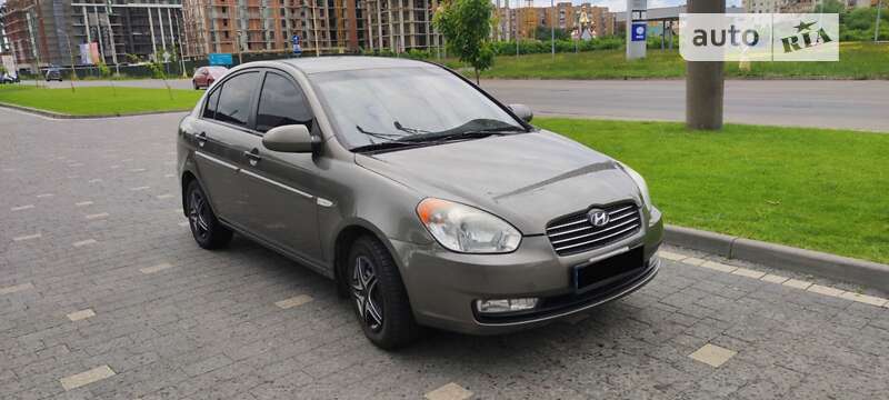 2008 hyundai accent