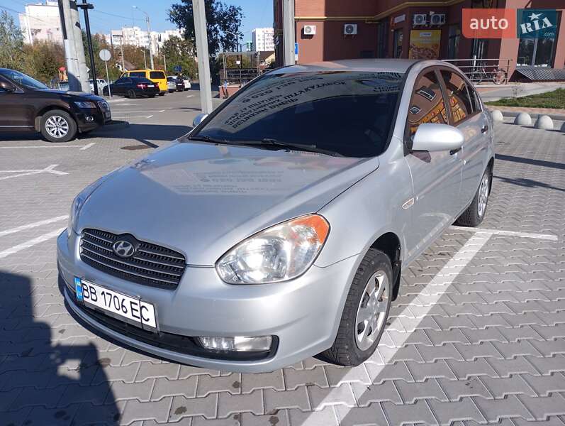 2008 hyundai accent