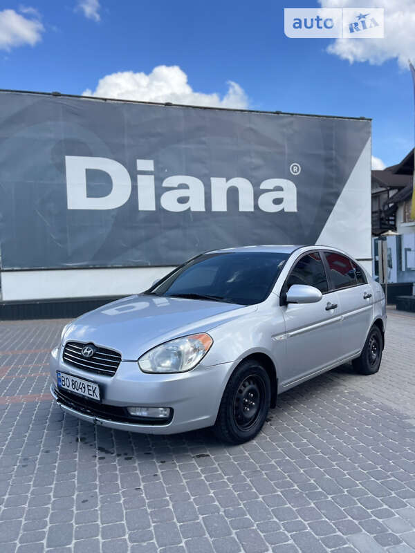 2008 hyundai accent