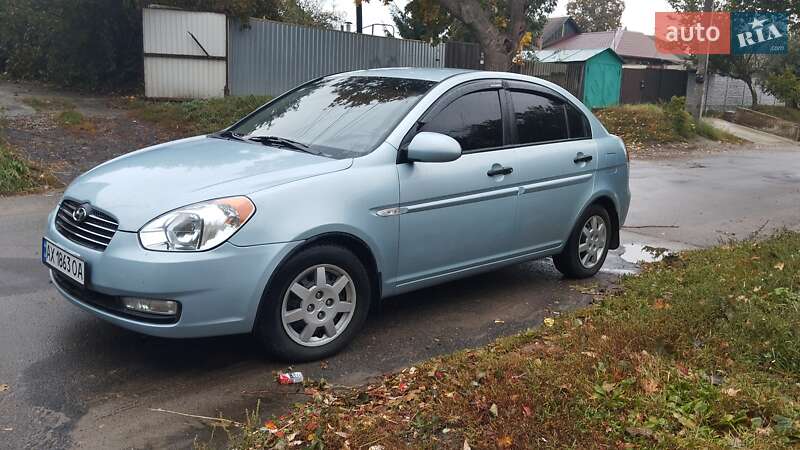 2008 hyundai accent