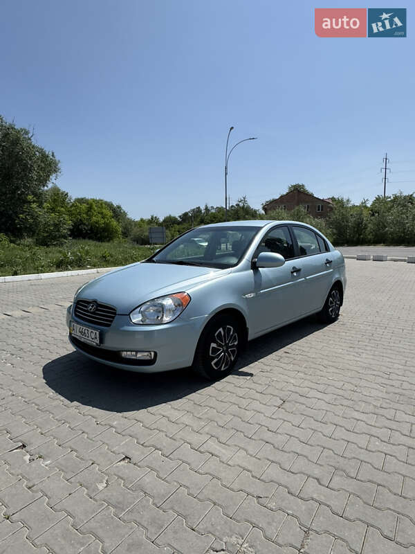 2008 hyundai accent