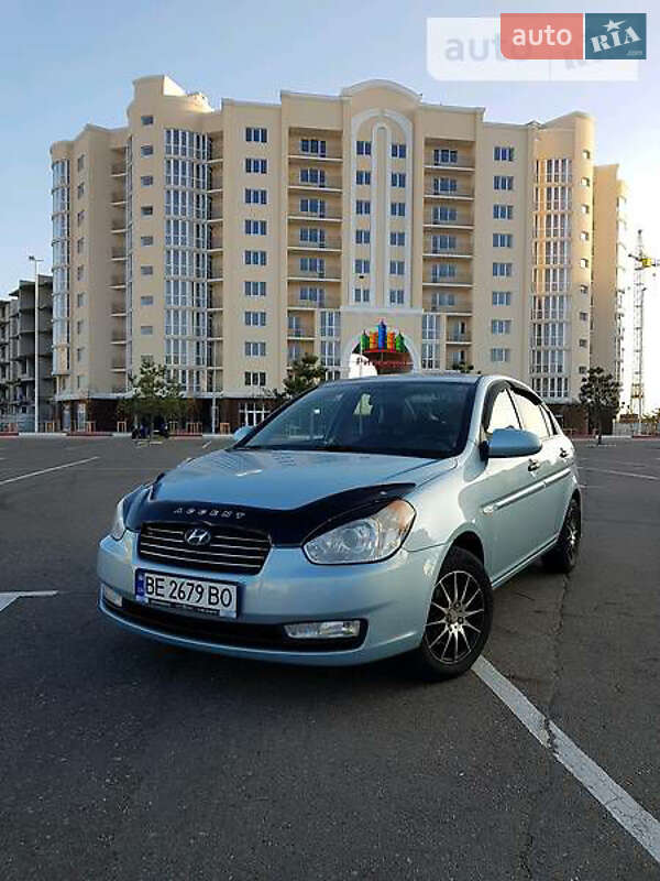 2008 hyundai accent