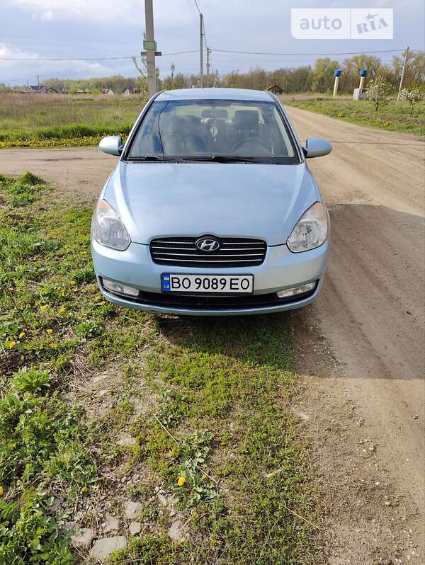 2008 hyundai accent