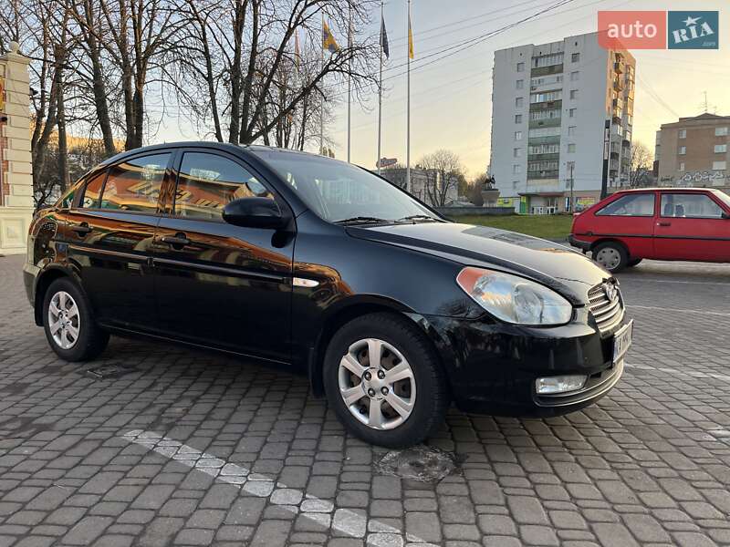2008 hyundai accent