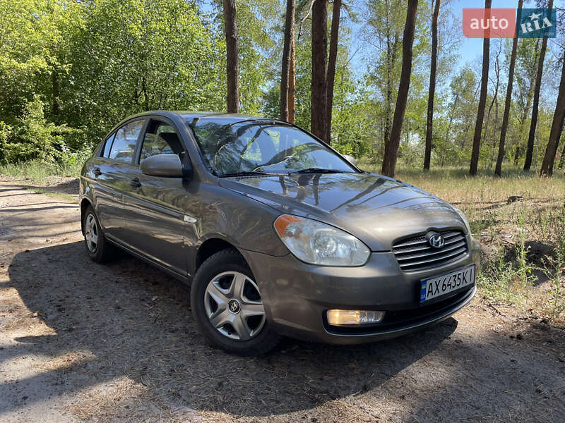 2008 hyundai accent