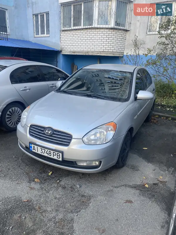 2008 hyundai accent