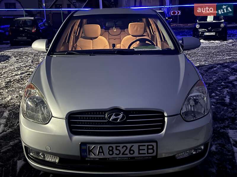 2008 hyundai accent