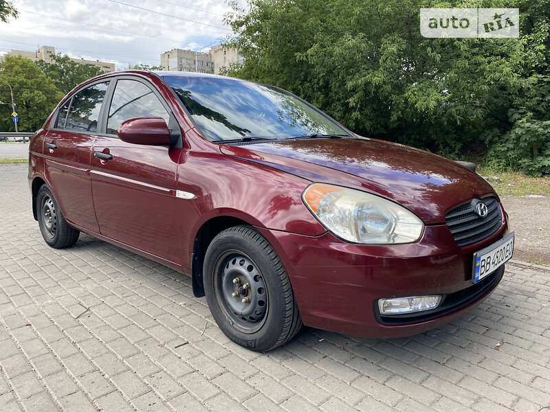 2008 hyundai accent
