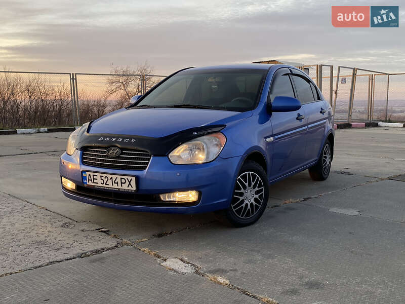 2008 hyundai accent