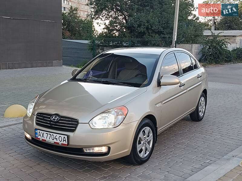 2008 hyundai accent
