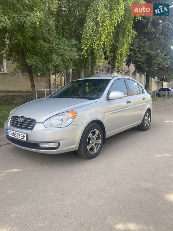 2008 hyundai accent